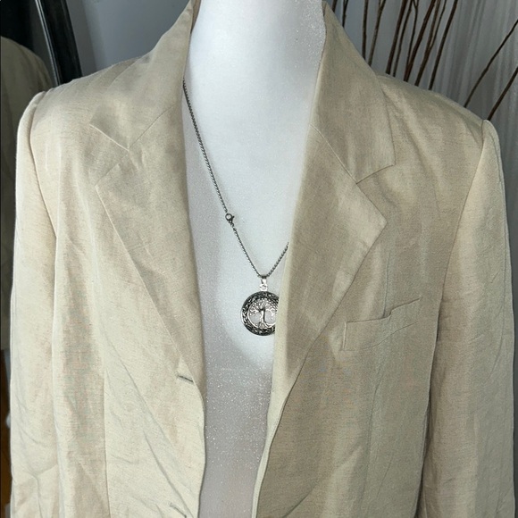 Laura Scott Cream Blazer - Picture 2 of 9